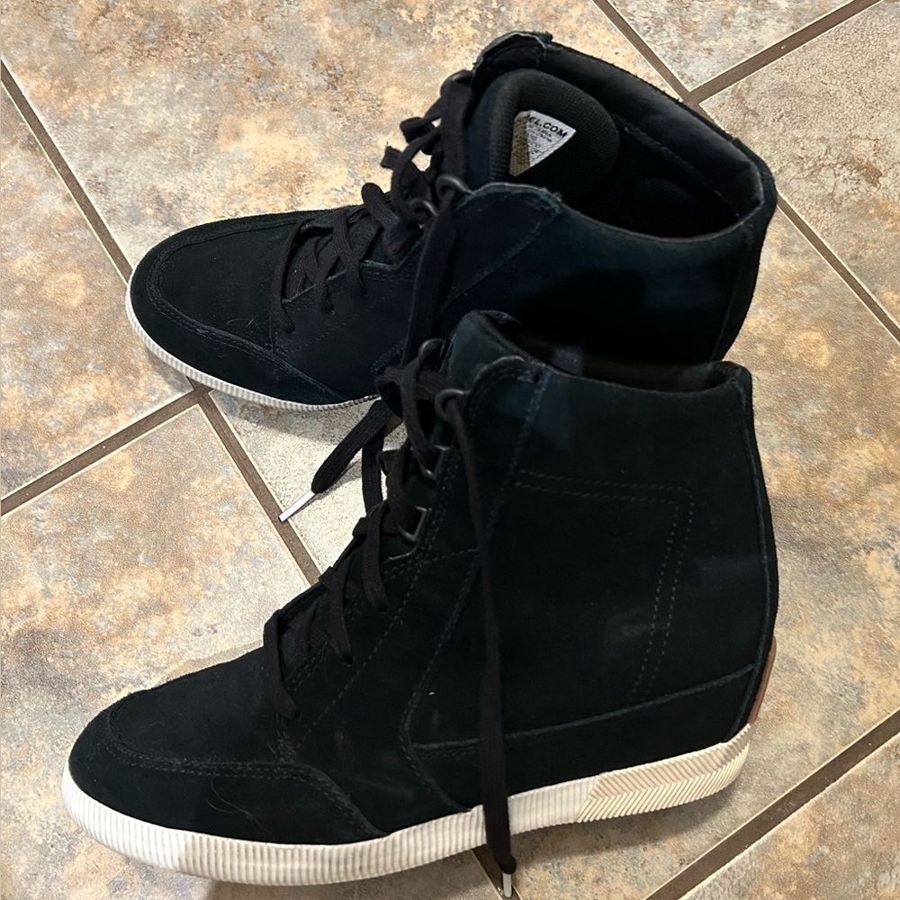 Sorel Out and About Wedge Sz 10